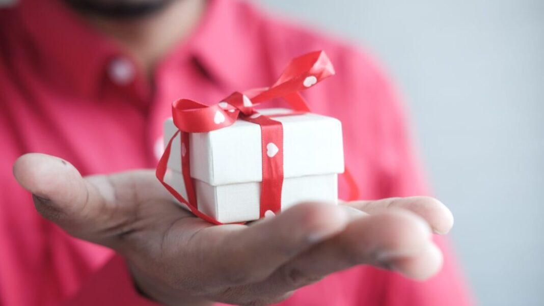 Top 25 Must-Have Tech Gifts for Christmas 2025: Holiday Gadgets USA Shoppers Can’t Resist
